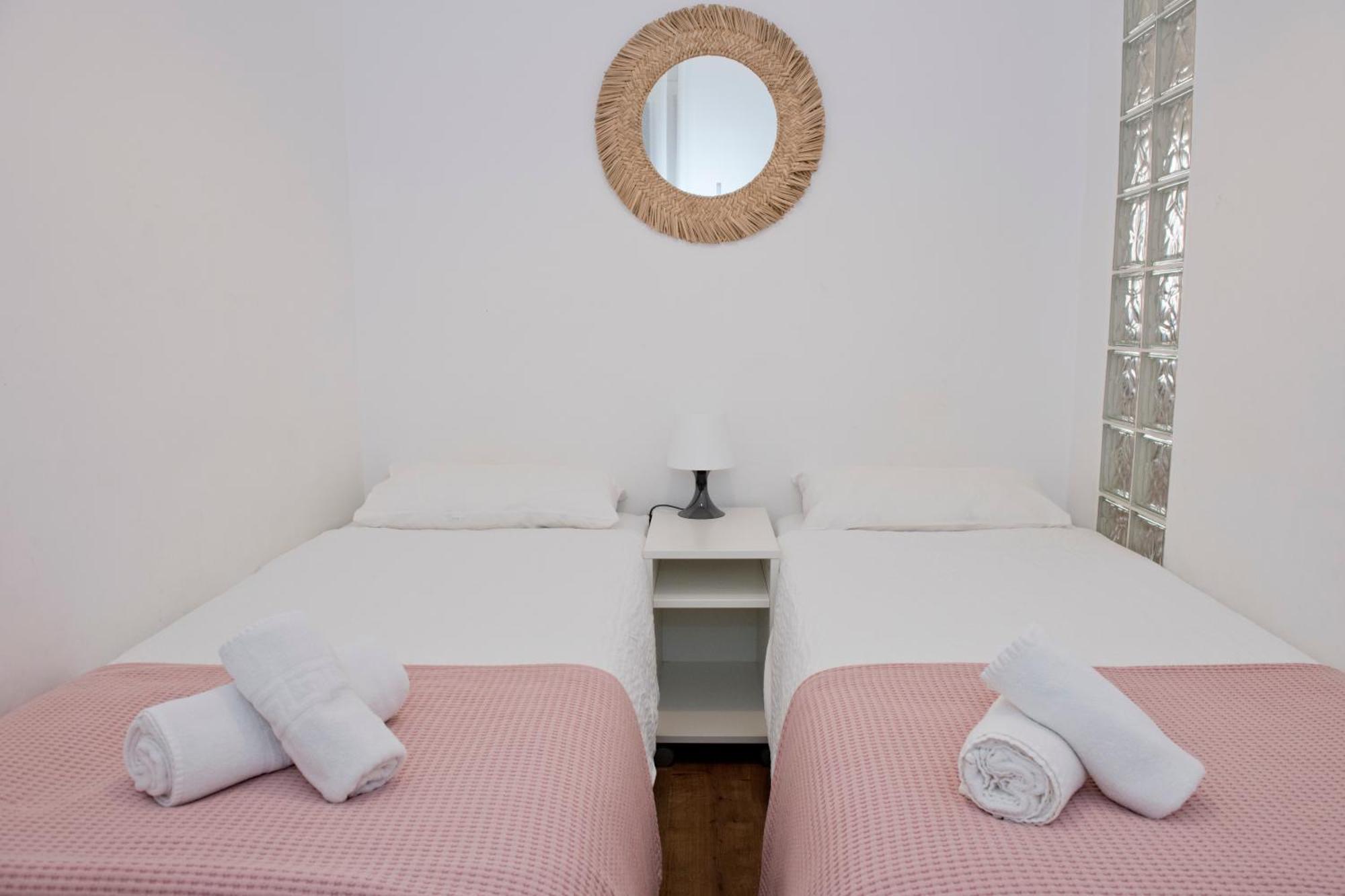 Apartamento Gaudi-Sant Pau Barcelona Eksteriør billede
