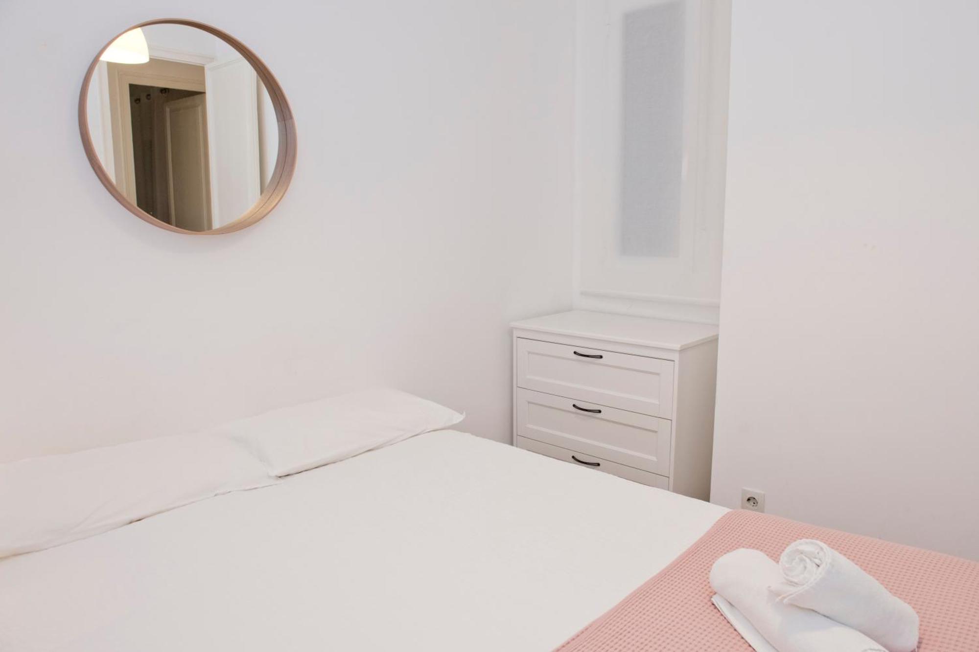 Apartamento Gaudi-Sant Pau Barcelona Eksteriør billede